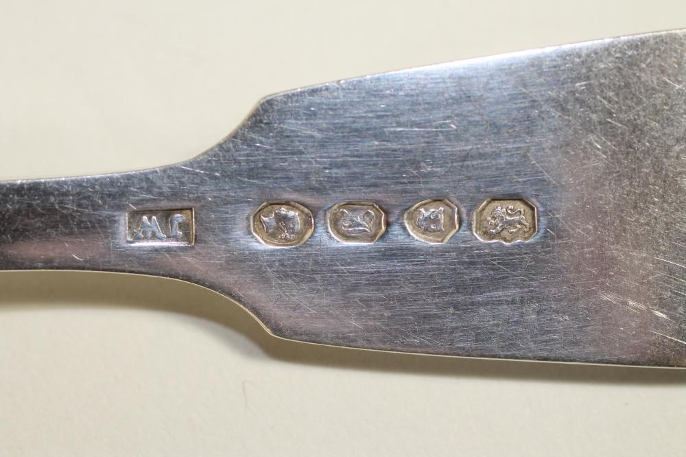 A SET OF SIX EARLY VICTORIAN SILVER DESSERT FORKS Image