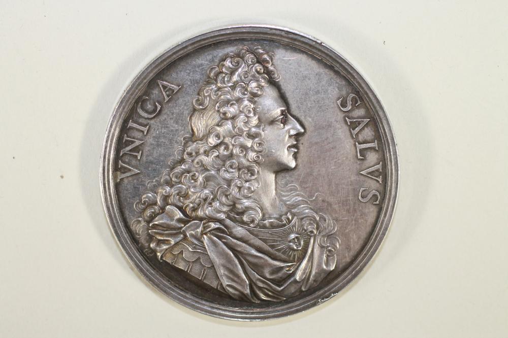 A JACOBITE SILVER MEDALLION struck as an appeal by James Stuart "the Old Pretender" Image
