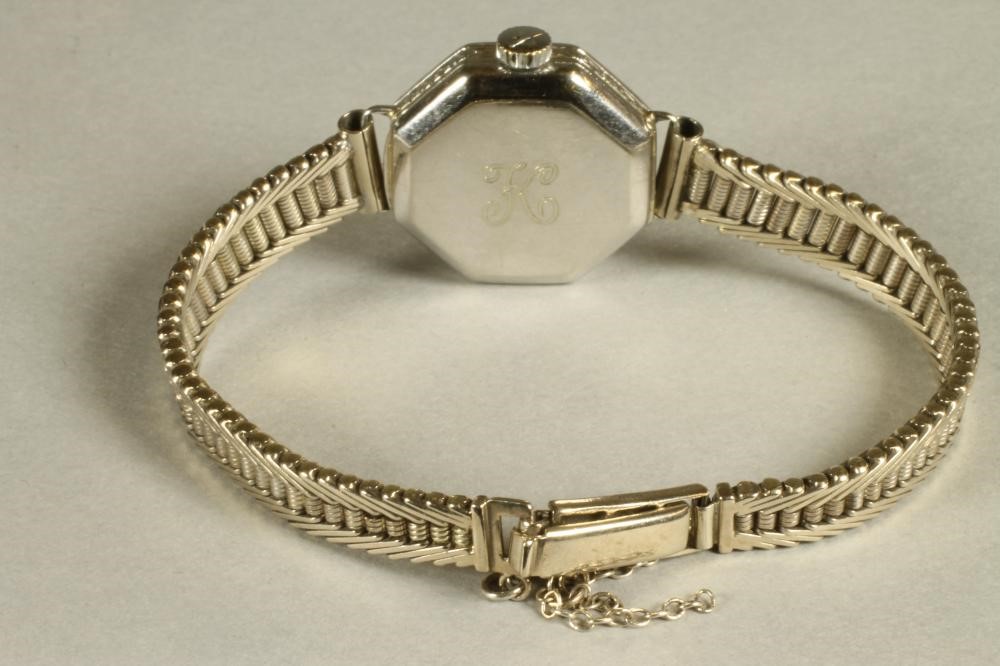 AN 18CT WHITE GOLD PRECISTA COCKTAIL WATCH Image