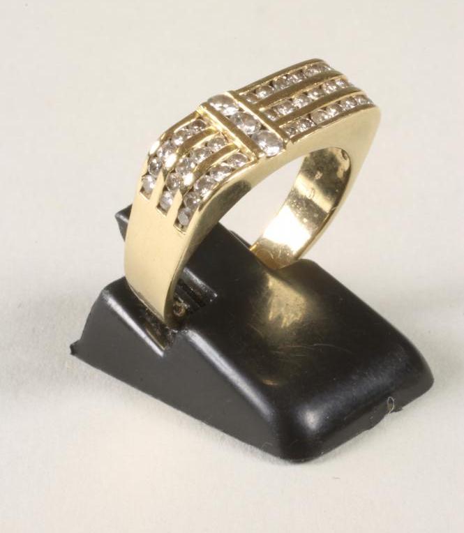 A DIAMOND RING Image