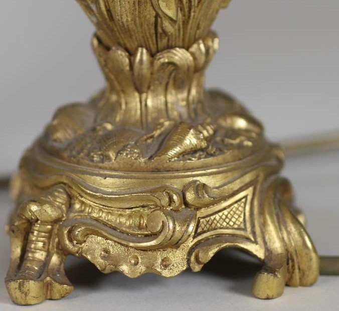 A PAIR OF SEVRES STYLE PORCELAIN GARNITURE EWERS Image