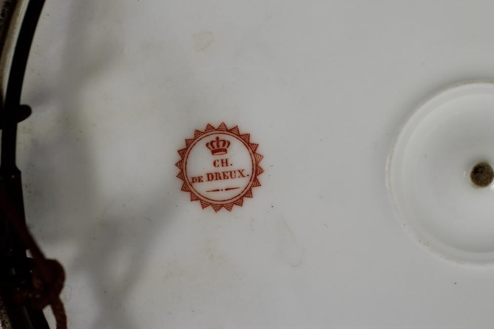 A PARIS "SEVRES" CHATEAU DREUX PORCELAIN DISH Image