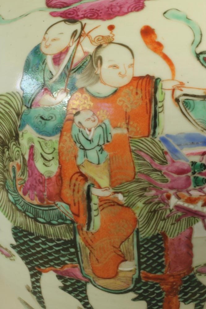 A CHINESE PORCELAIN JAR AND COVER of ovoid form Image