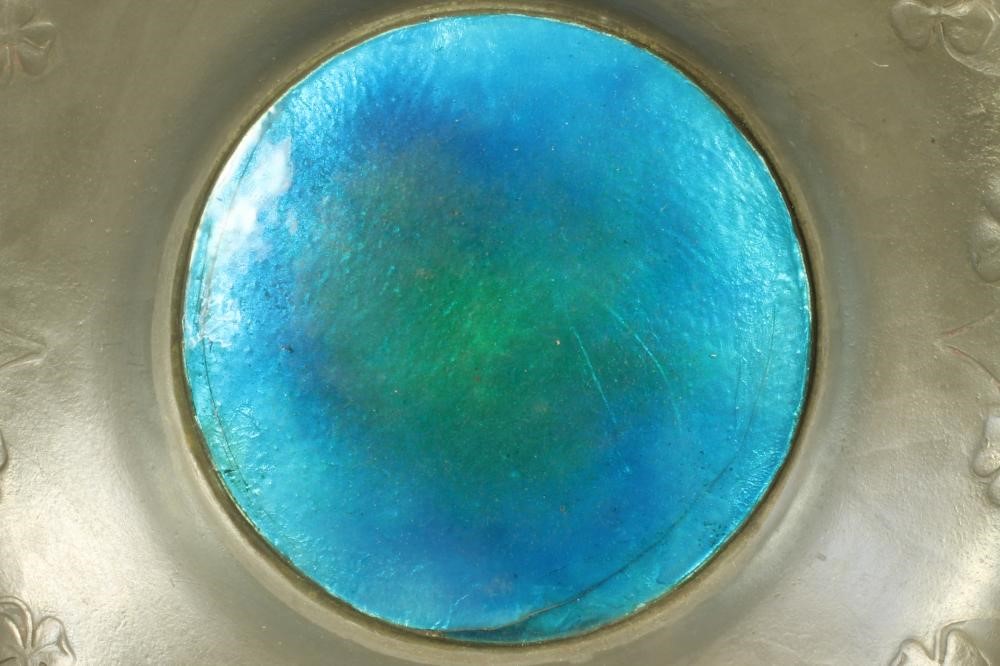 AN "ENGLISH PEWTER" DISH Image