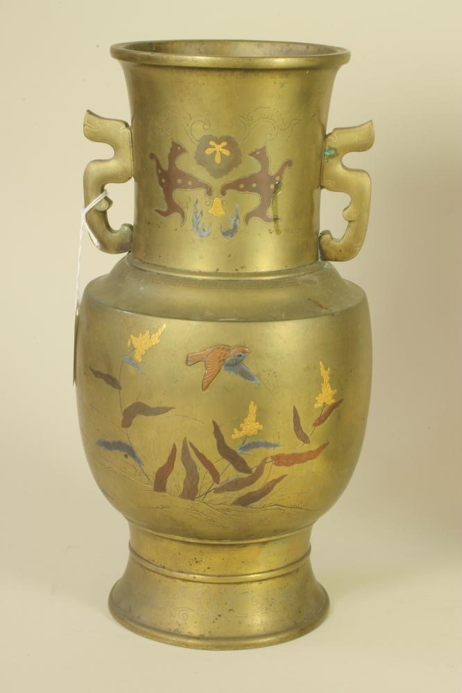 A PAIR OF JAPANESE BRONZE VASES Image