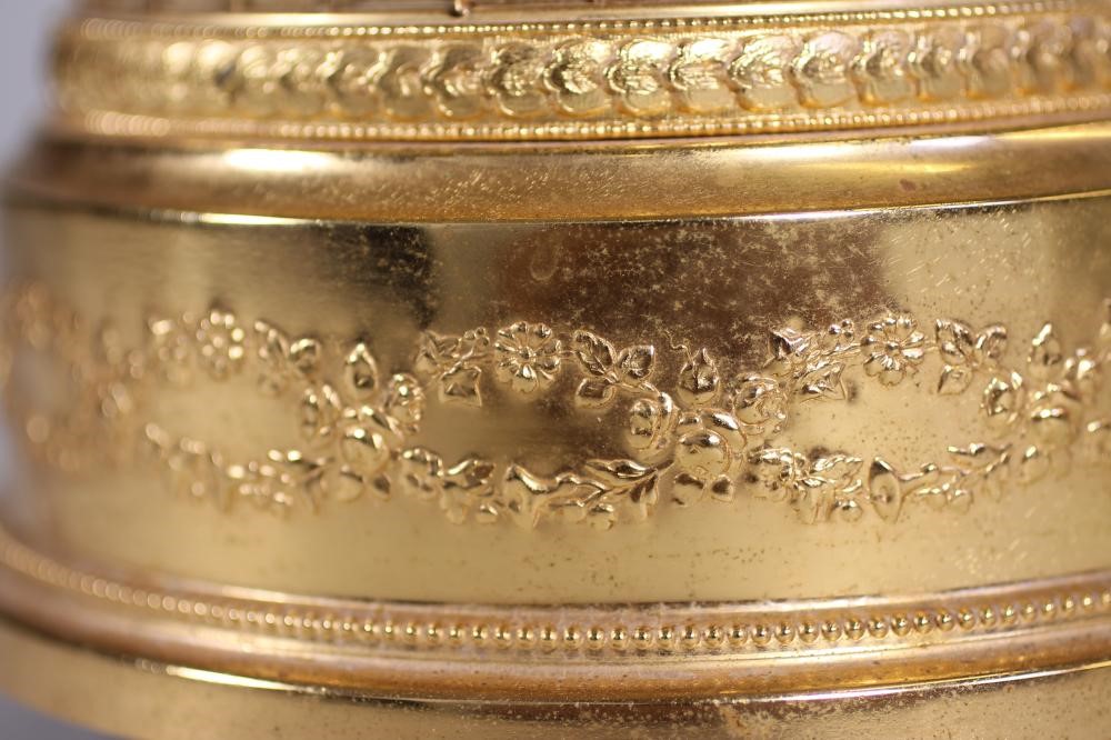 A REUGE SINGING BIRD AUTOMATON Image