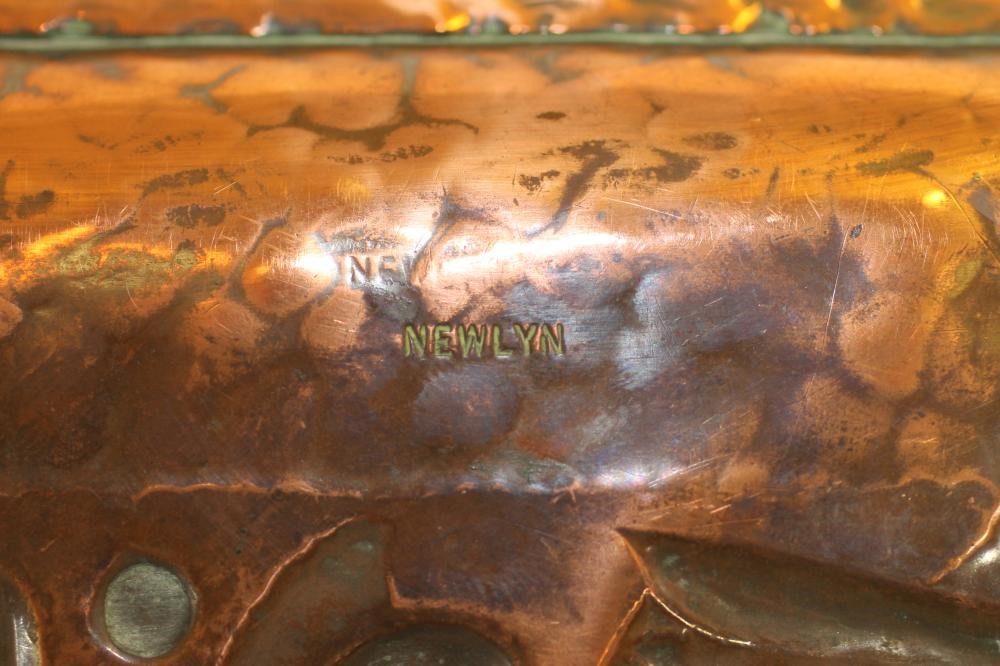 AN ARTS AND CRAFTS NEWLYN COPPER TRAY Image