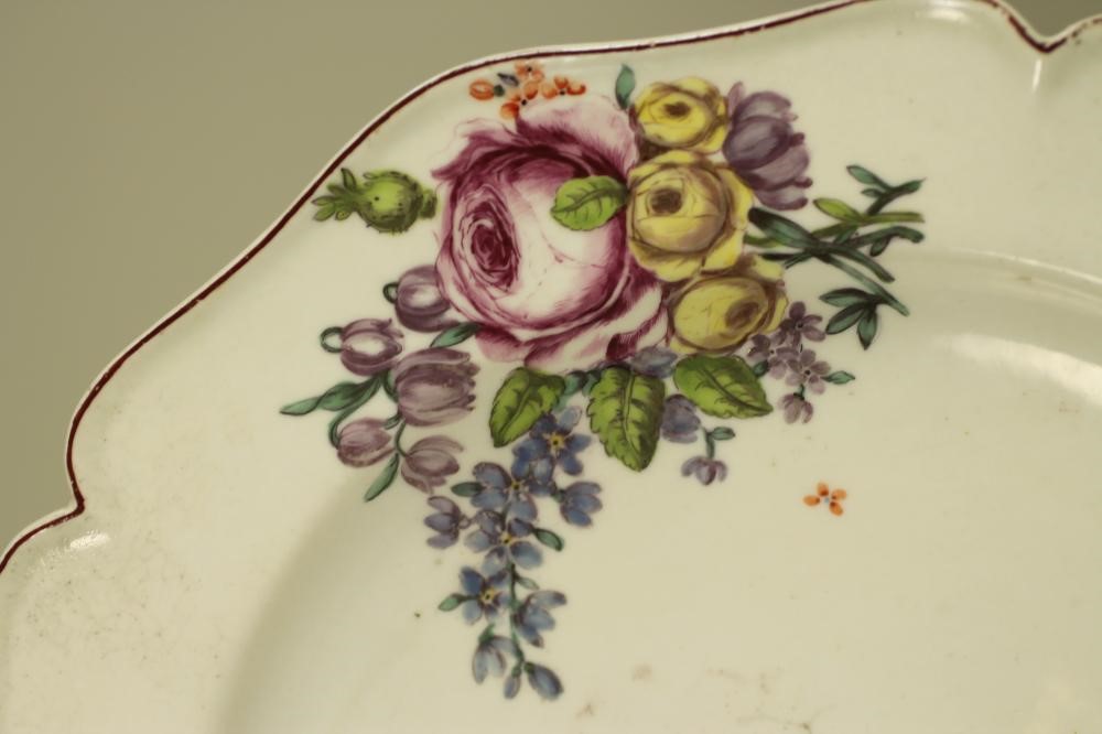 A RED ANCHOR PERIOD CHELSEA PORCELAIN SILVER SHAPED PLATE Image