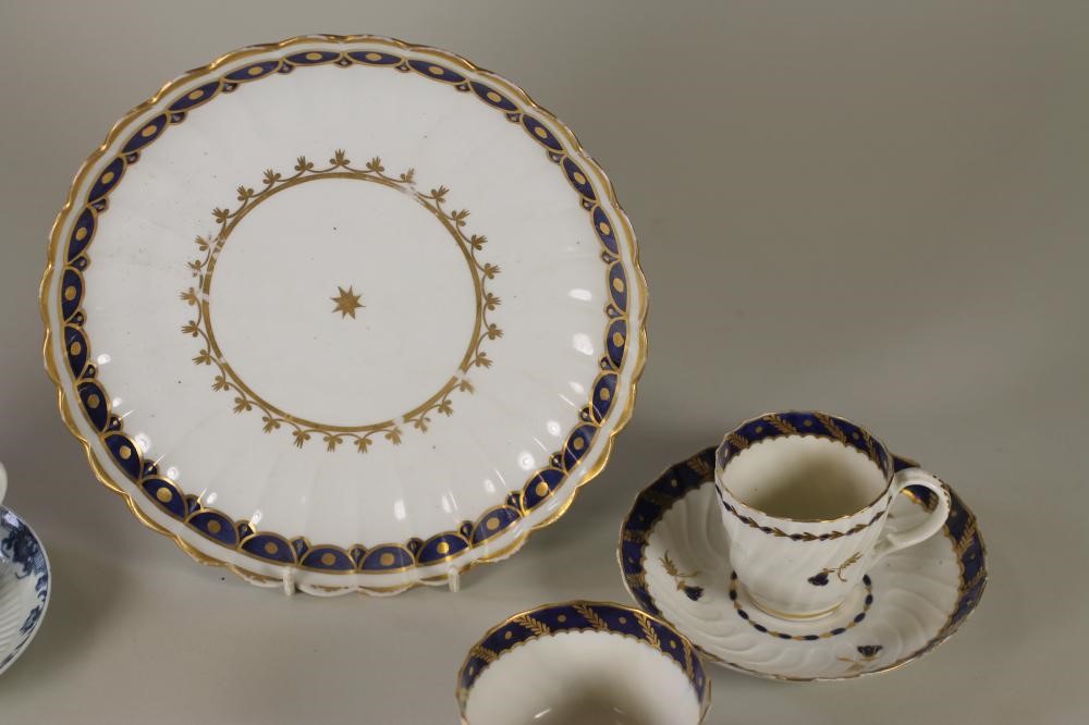 A PAIR OF PENNINGTON LIVERPOOL PORCELAIN COFFEE CUPS Image