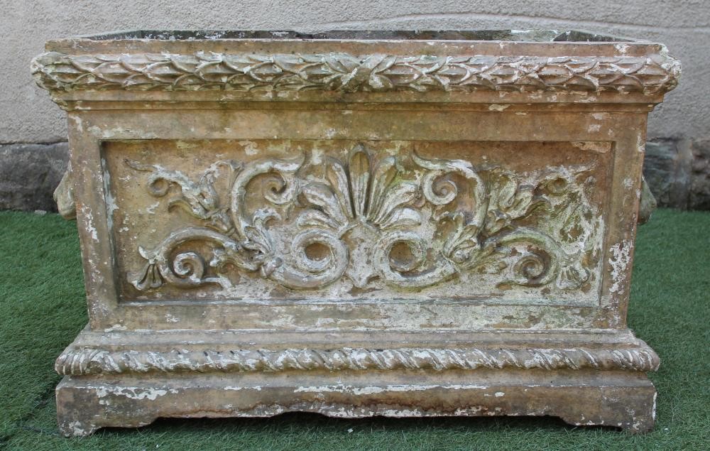 A STONEWARE PLANTER Image