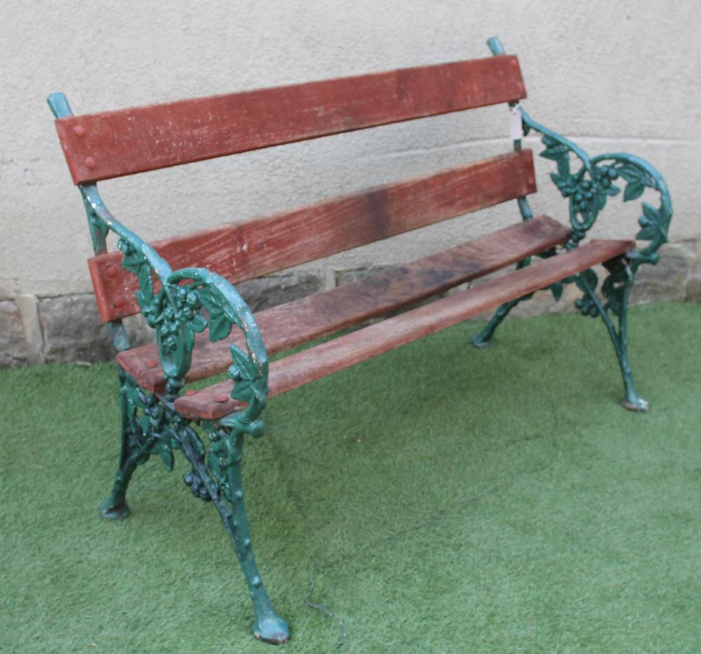 A VICTORIAN CAST IRON GARDEN SEAT Image