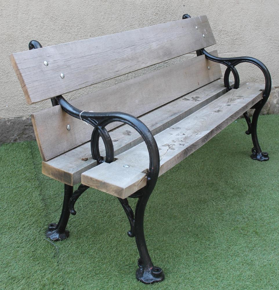 A VICTORIAN CAST IRON PARK BENCH Image