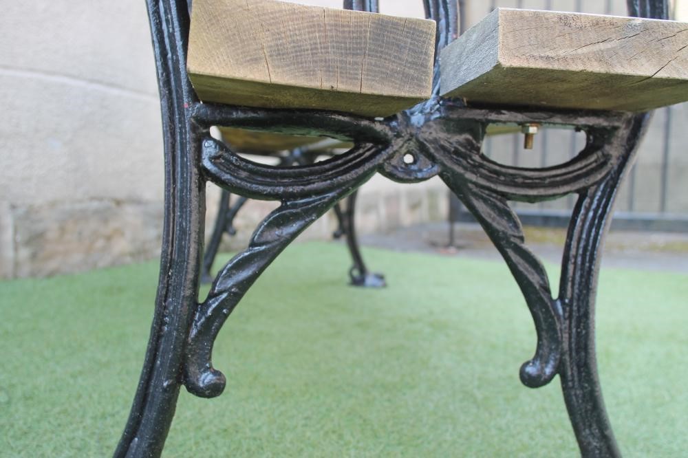 A VICTORIAN CAST IRON PARK BENCH Image