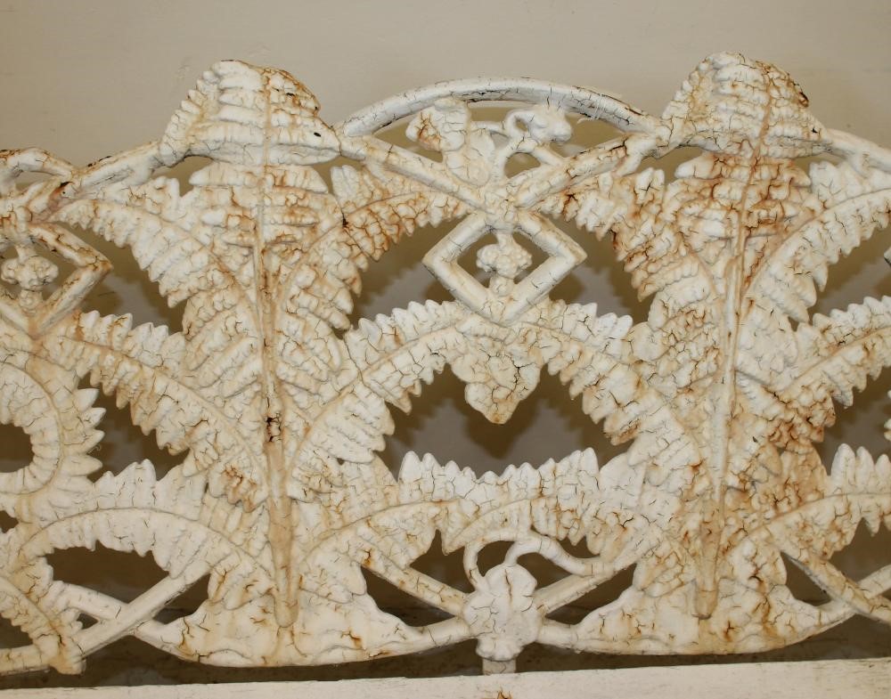 A VICTORIAN CAST IRON GARDEN SEAT in Fern and Blackberry pattern Image