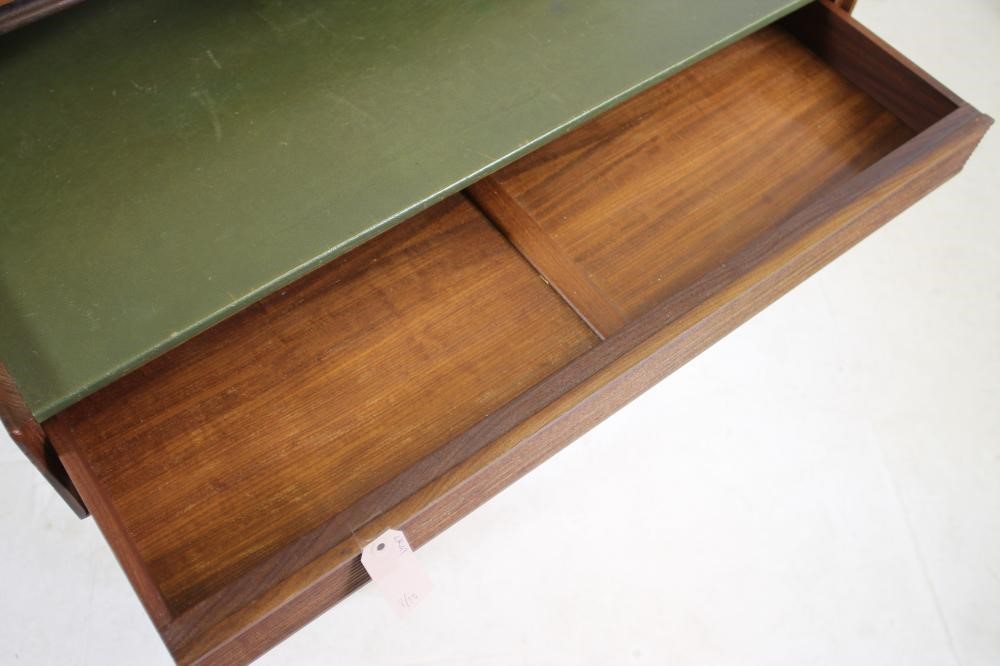 A 1960/70's HARDWOOD DESK Image
