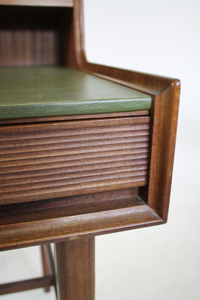 A 1960/70's HARDWOOD DESK Image