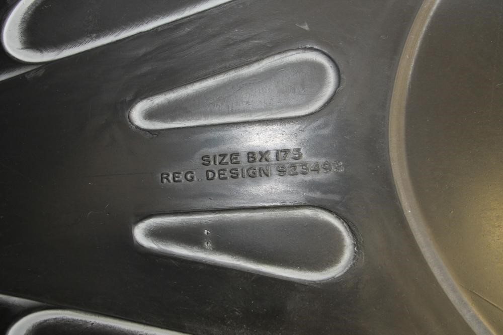 A PIEFF ARMCHAIR Image