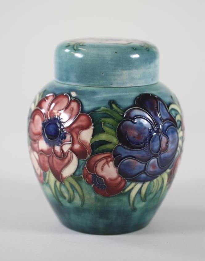 A MOORCROFT POTTERY GINGER JAR AND COVER Image