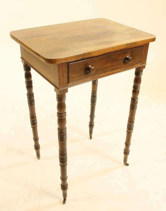 A SMALL REGENCY ROSEWOOD SIDE TABLE Image