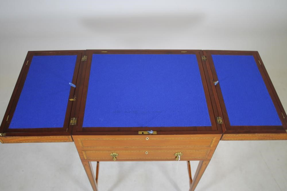 A SHERATON REVIVAL SATINWOOD TOILET TABLE Image