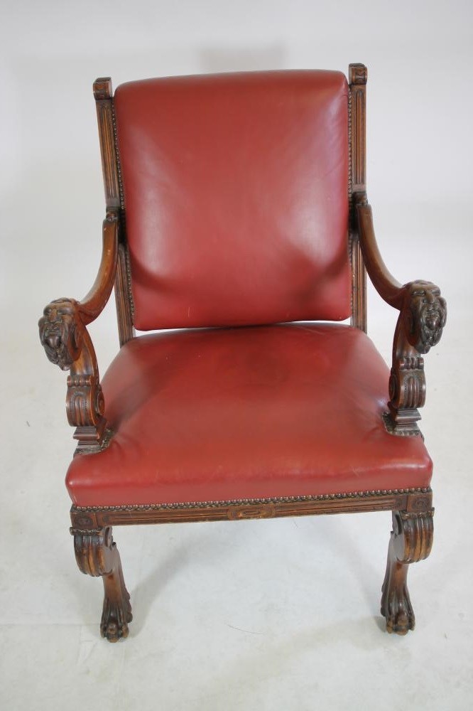 A VICTORIAN CARVED WALNUT THRONE CHAIR Image