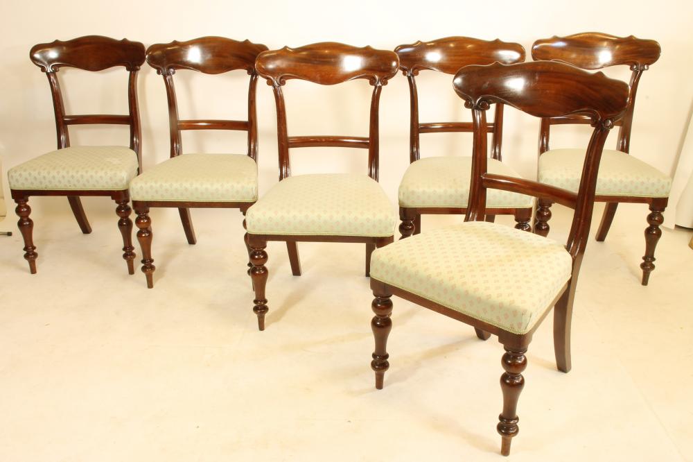 A SET OF SIX MID VICTORIAN MAHOGANY DINING CHAIRS Image