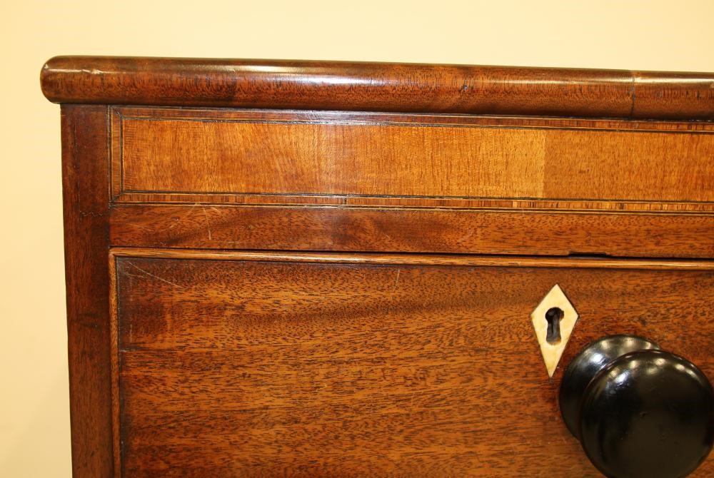 A GEORGE IV MAHOGANY CHEST Image