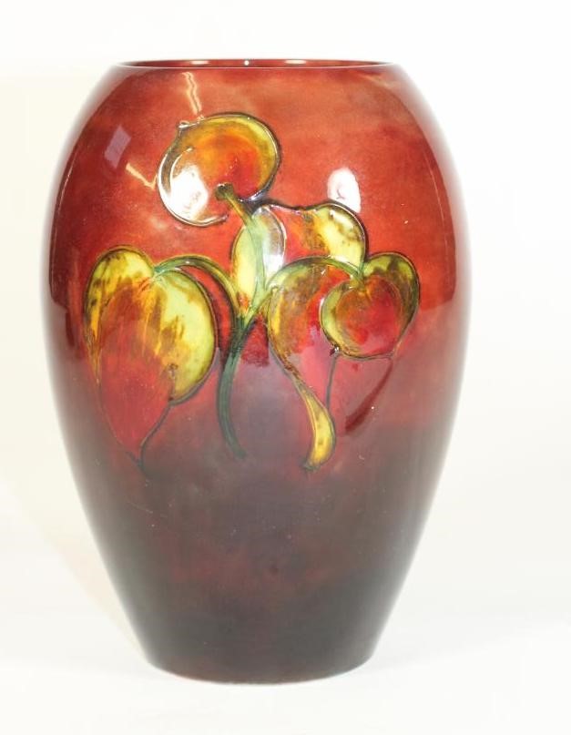 A MOORCROFT POTTERY FLAMBE VASE Image