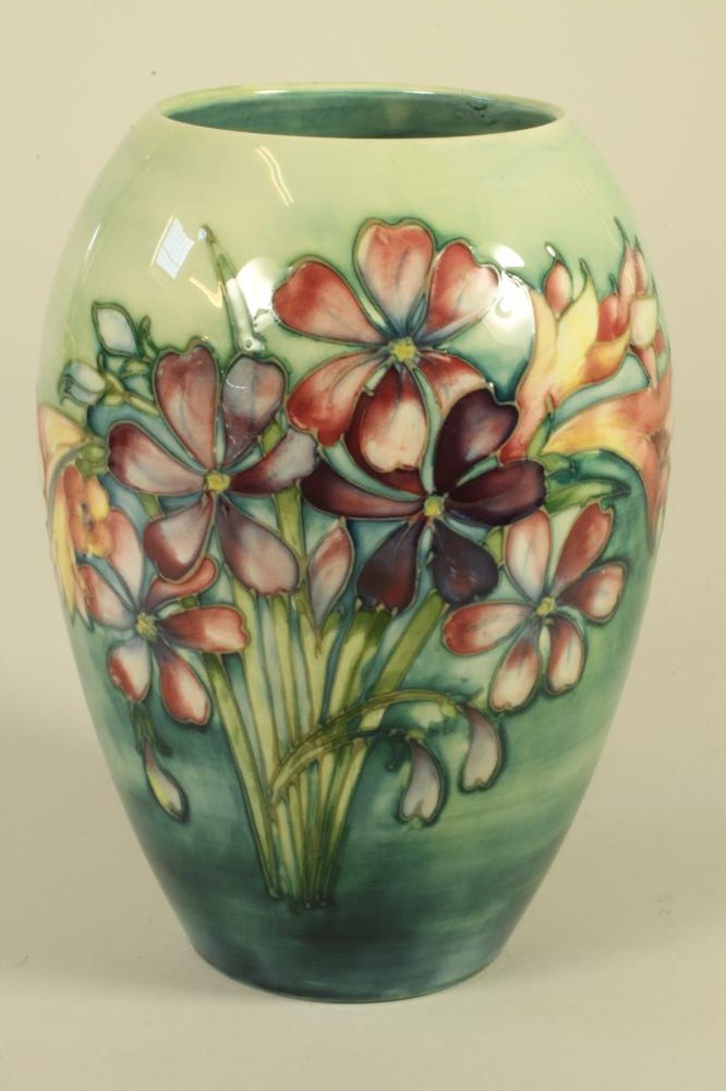 A MOORCROFT POTTERY VASE Image