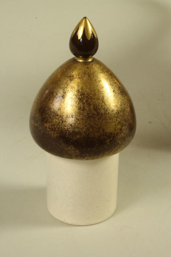 A DOULTON EARTHENWARE ROSE WATER SPRINKLER AND COVER Image