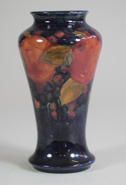A MOORCROFT POTTERY VASE Image