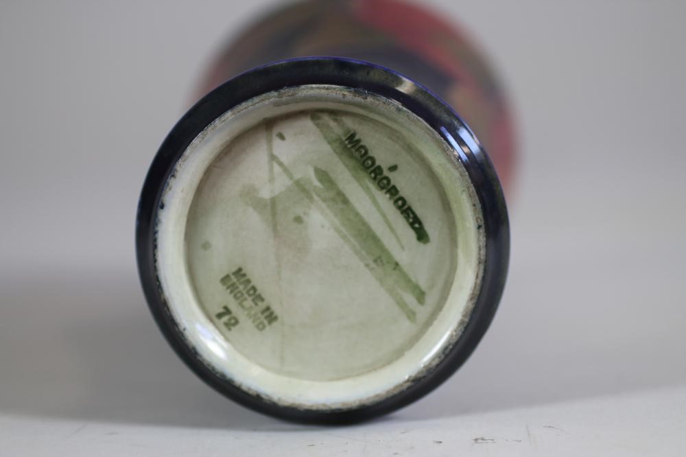 A MOORCROFT POTTERY VASE Image