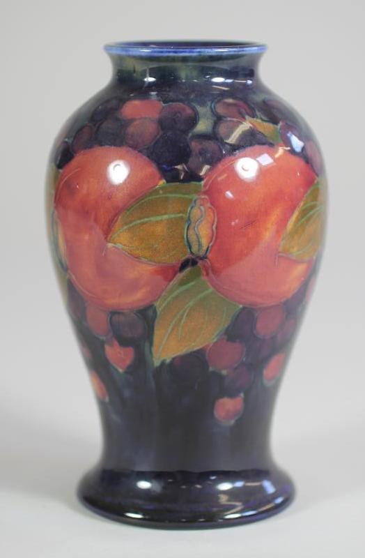 A MOORCROFT POTTERY VASE Image