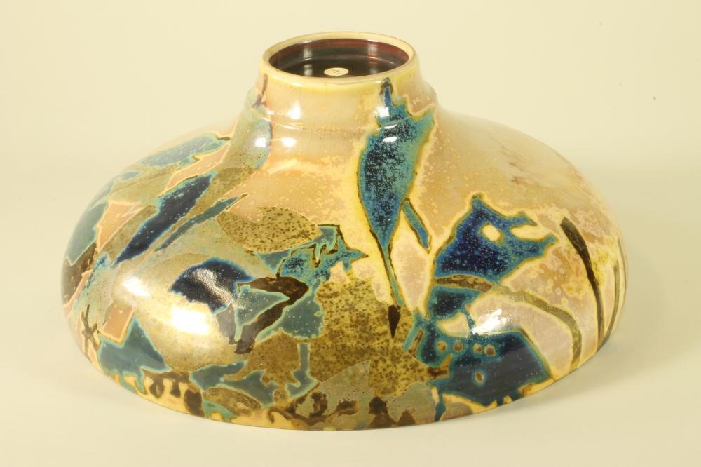 ‡SUTTON TAYLOR (b.1943) - a finely potted earthenware footed bowl of deep circular form with a Image