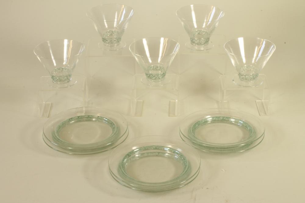 A SET OF SIX LALIQUE GLASS ICE PLATES Image
