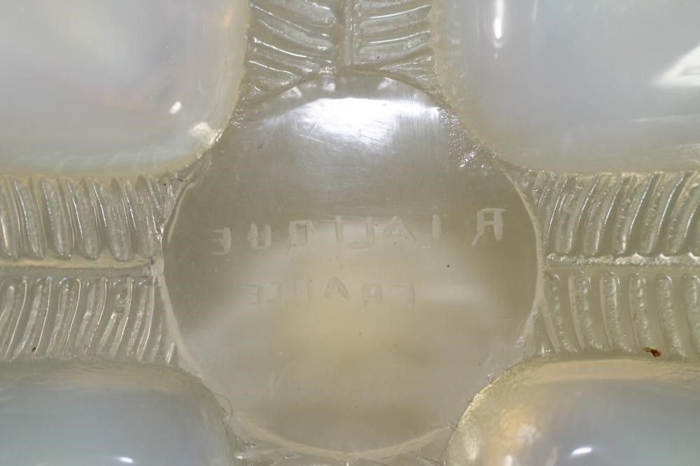 A LALIQUE BLUE OPALESCENT GLASS PLATE in "Coquilles" pattern Image