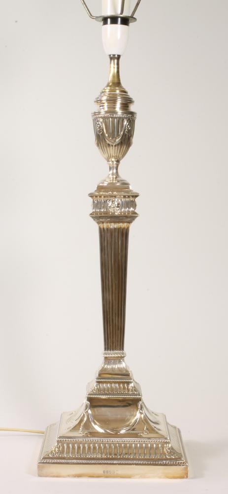 A LARGE SILVER PLATED ELECTRIC TABLE LAMP BASE Image