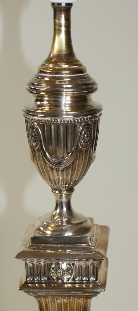 A LARGE SILVER PLATED ELECTRIC TABLE LAMP BASE Image