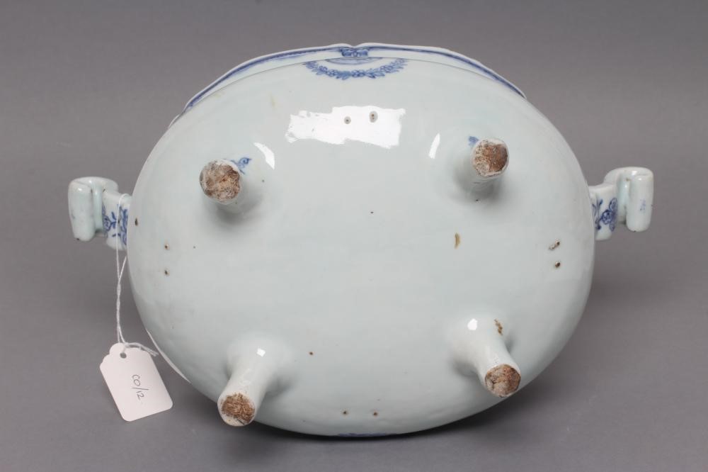 A CHINESE PORCELAIN TUREEN of squat oval form with two scroll lug handles Image