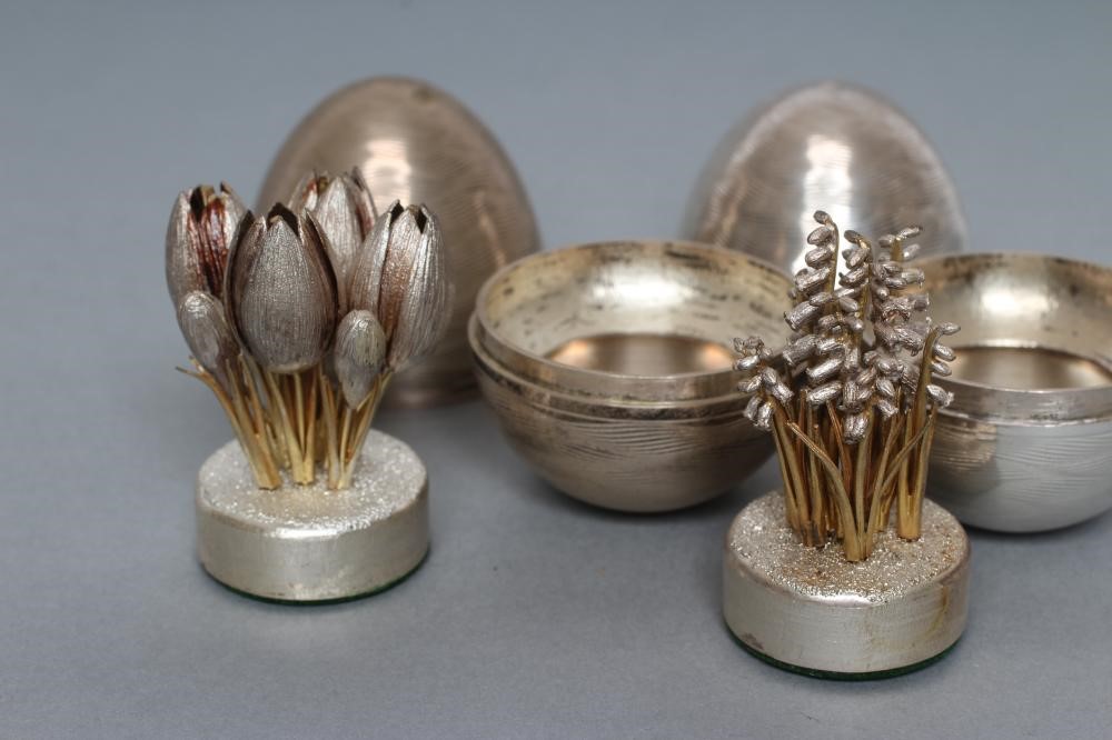 A PAIR OF SILVER "SPRING FLOWER" SURPRISE EGGS Image