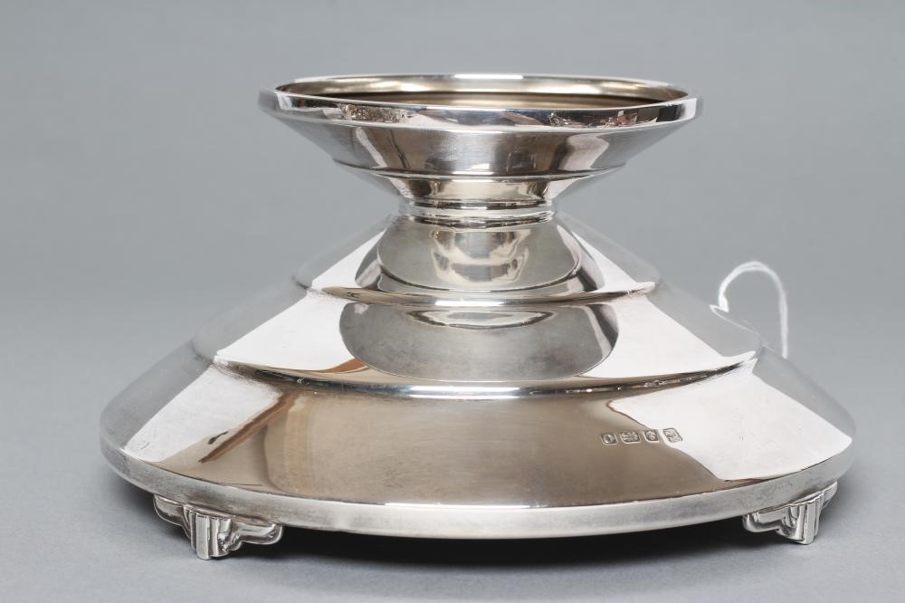 AN ART DECO SILVER BOWL Image