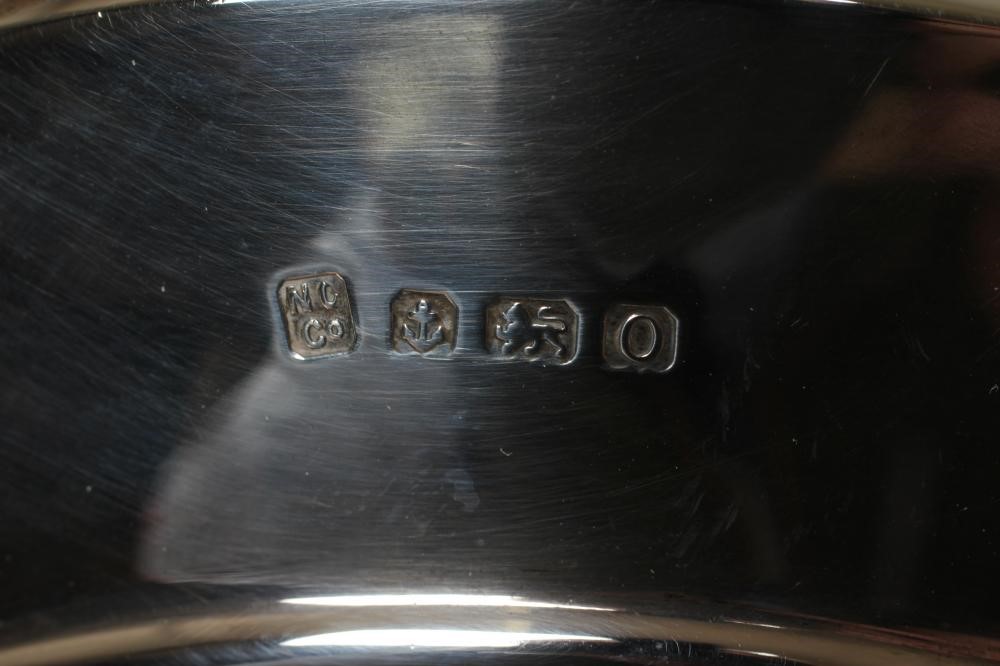 AN ART DECO SILVER BOWL Image