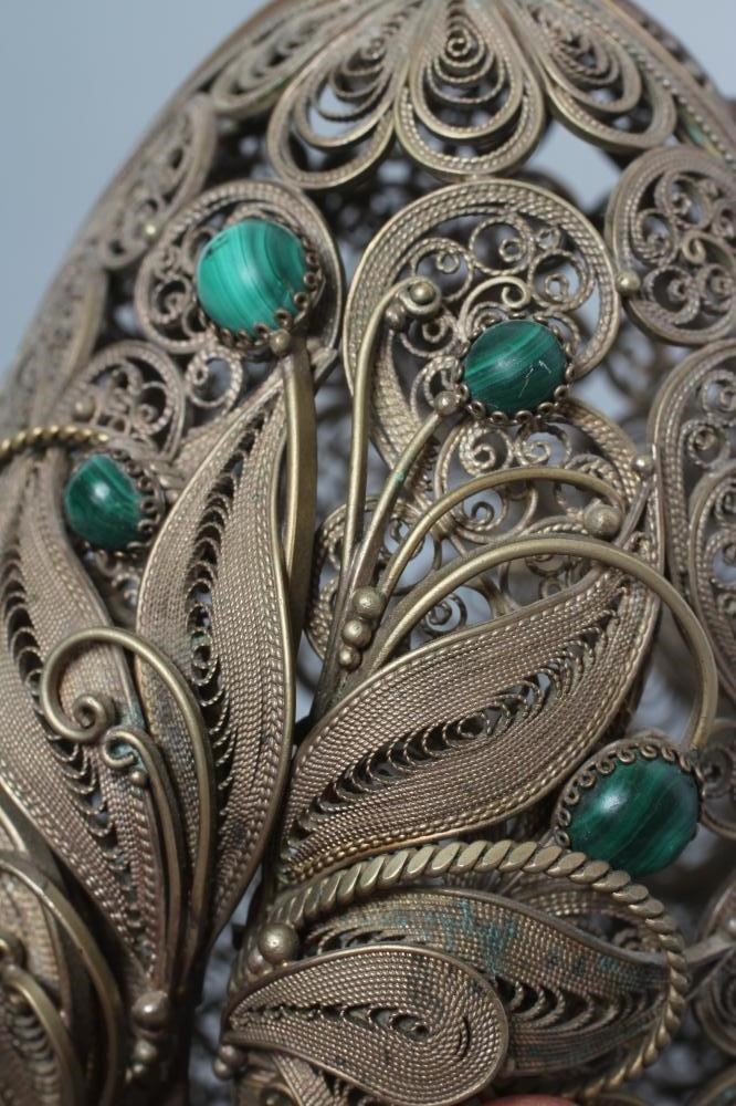 A RUSSIAN FILIGREE EGG STAND Image