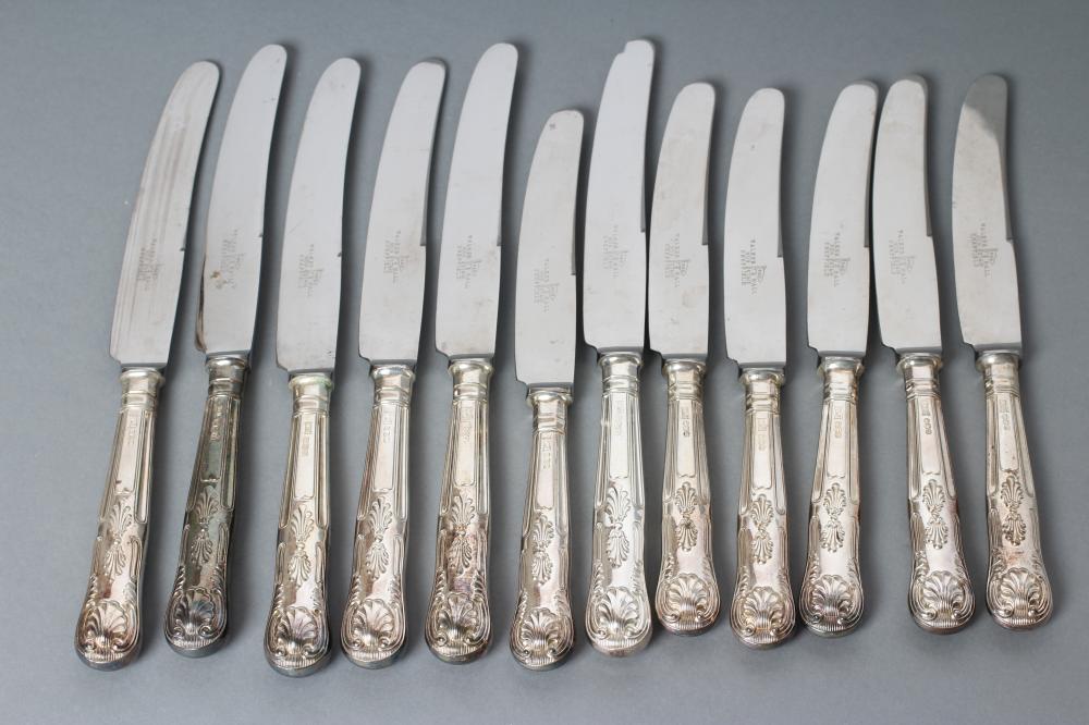 A SET OF SIX TABLE AND DESSERT KNIVES Image