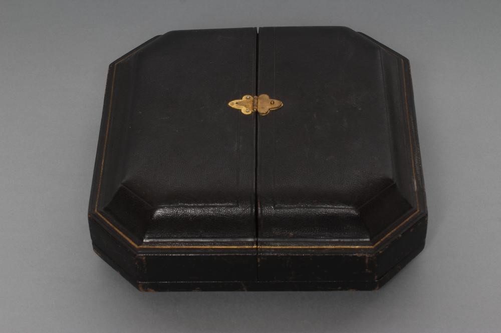 A SET OF FOUR LATE VICTORIAN SILVER PEDESTAL SALTS Image