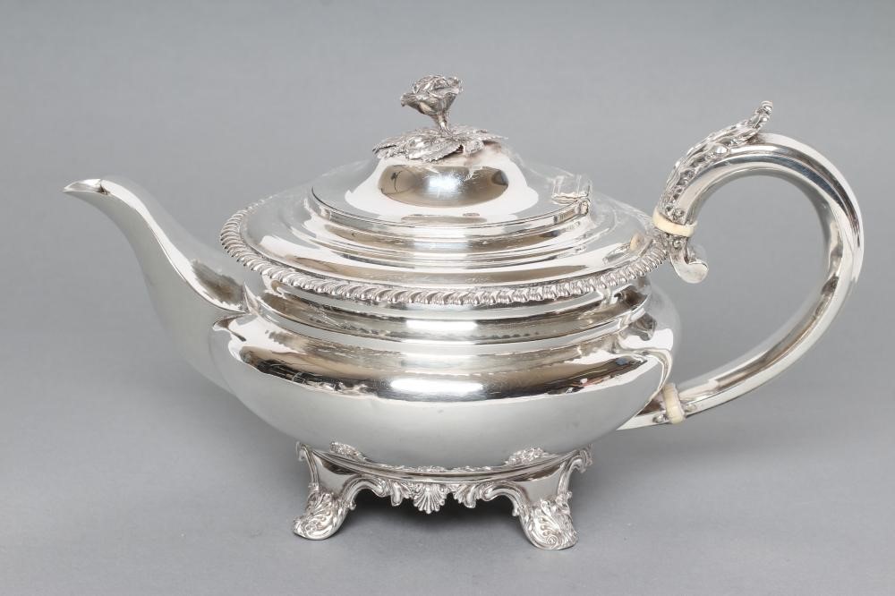 A COMPOSITE WILLIAM IV SILVER THREE PIECE TEA SERVICE Image