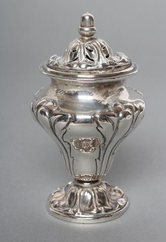 A WILLIAM IV SILVER SIFTER Image