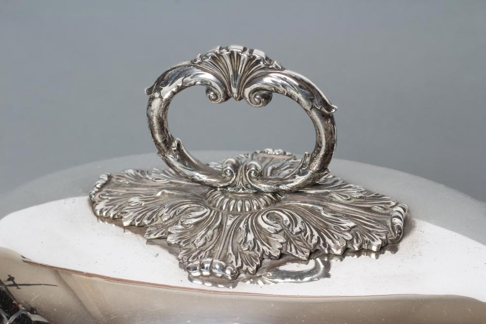 A LATE GEORGE III SILVER TUREEN Image