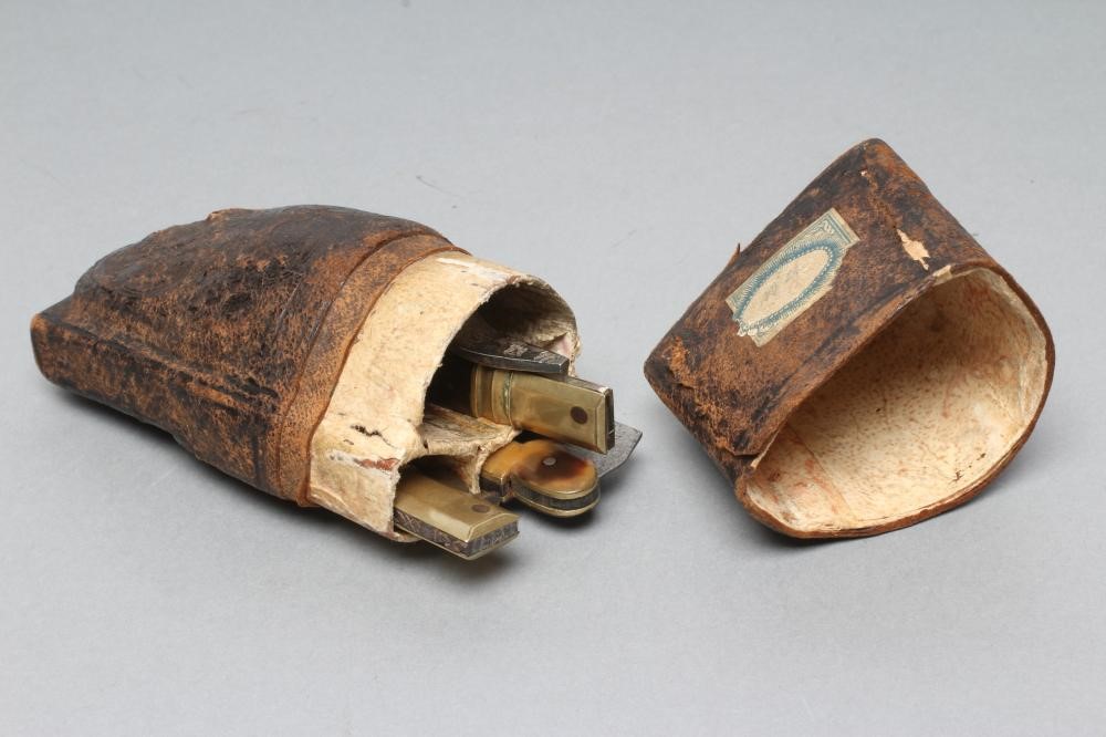 A GEORGIAN CAMPAIGN/TRAVELLING THREE PIECE SET Image