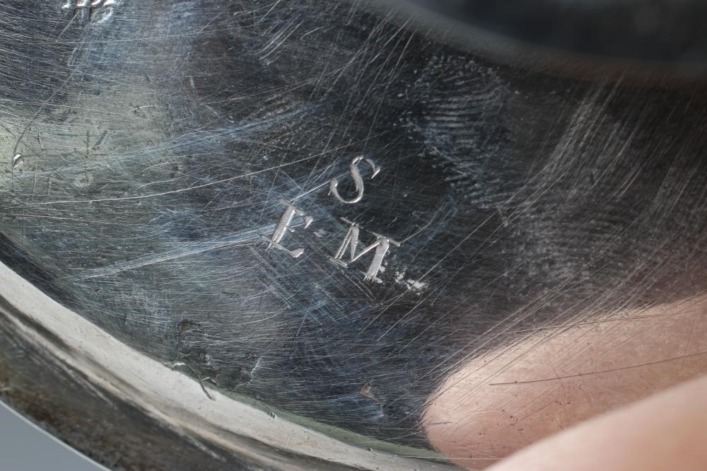 A QUEEN ANNE IRISH SILVER FOOTED WAITER Image